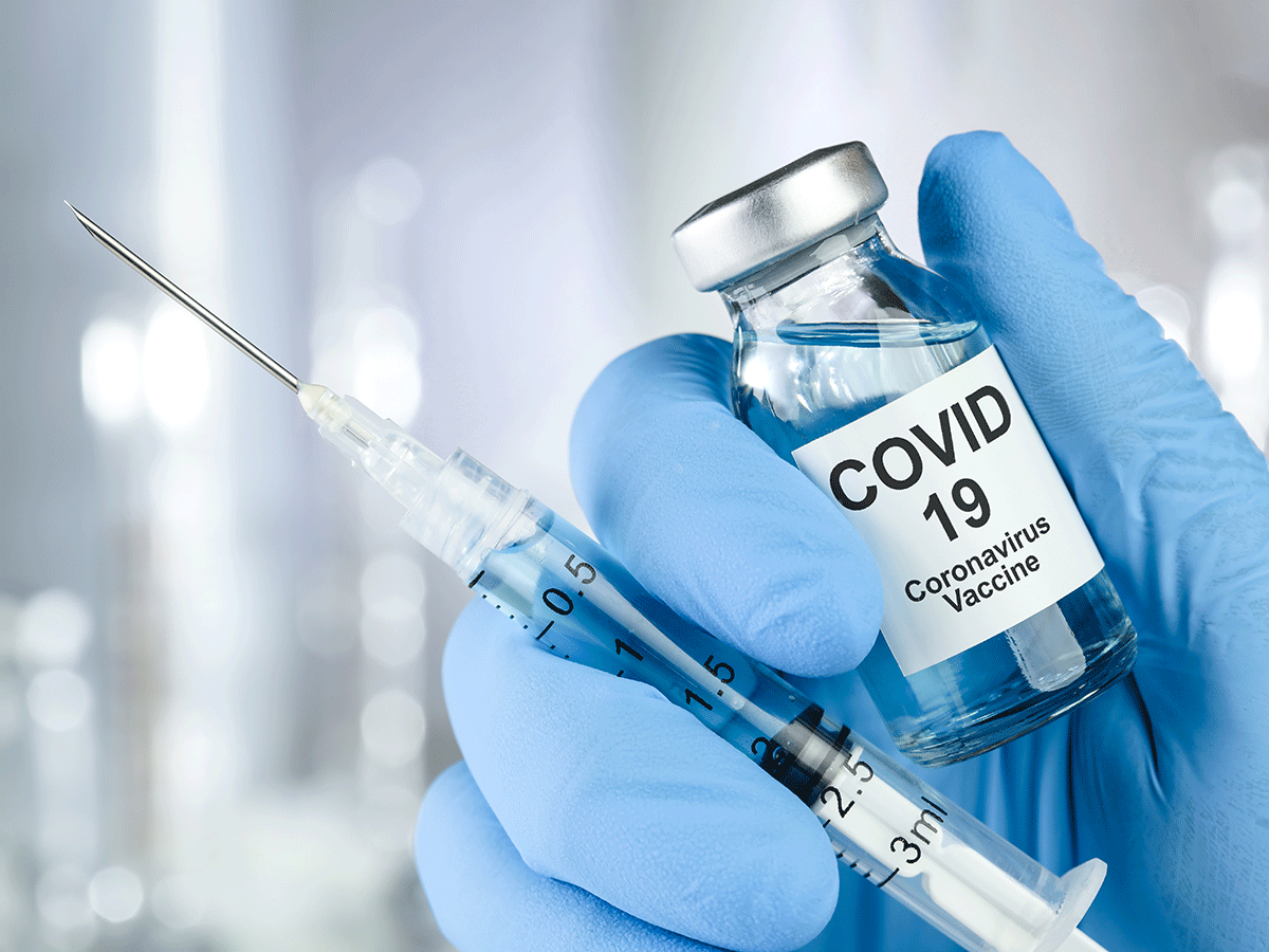 COVID19: Η Κύπρος χορηγεί τα πρώτα εμβόλια